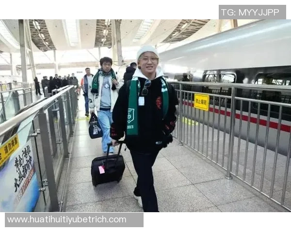 铁路部门开通国安球迷专列助力足协杯决赛观赛出行保障 铁路部门开通国安球迷专列助力足协杯决赛观赛出行保障