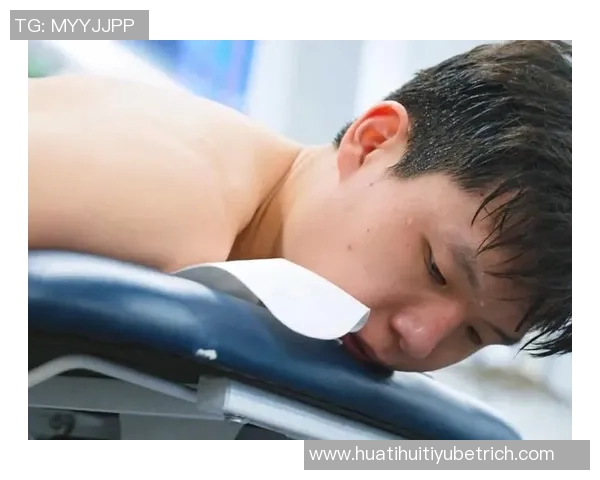 罗威称赞杨瀚森训练表现出色竞争对手的认可让人刮目相看 罗威称赞杨瀚森训练表现出色竞争对手的认可让人刮目相看