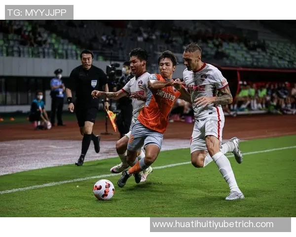 齐奥尔科夫斯基对被替换不满认为首个失球责任在自己 齐奥尔科夫斯基对被替换不满认为首个失球责任在自己