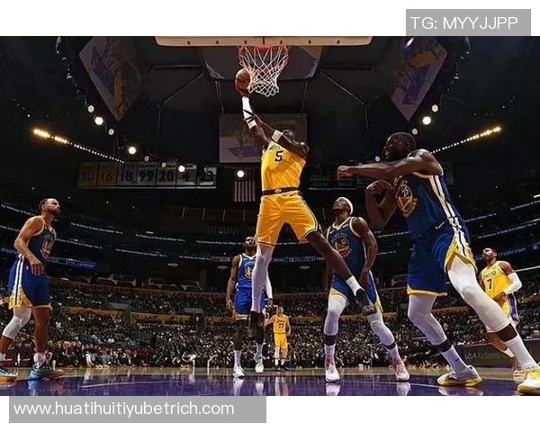 克莱表现平平三分球命中率低迷球队失利难以挽回局面