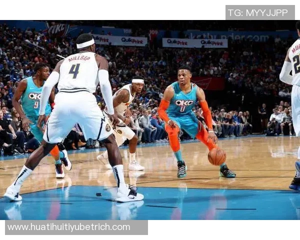 米奇称赞雷霆为总冠军争夺者并期待与其对决的良机 米奇称赞雷霆为总冠军争夺者并期待与其对决的良机